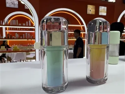 CBE의 3-10ml 립글로스 튜브 공장